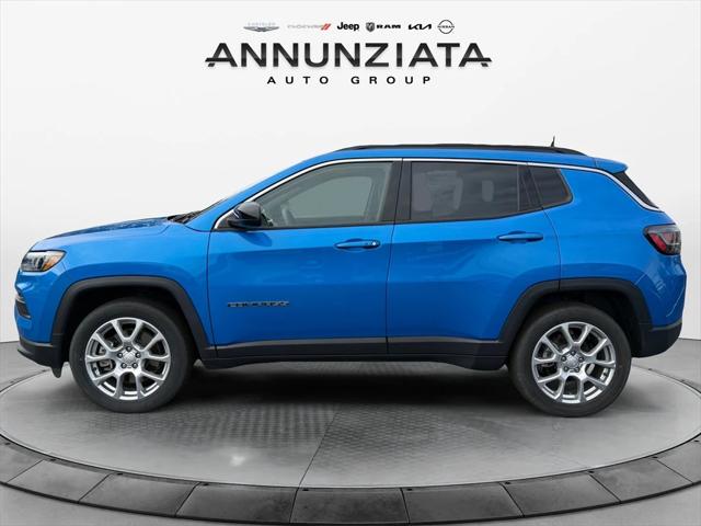 2023 Jeep Compass Latitude Lux FWD