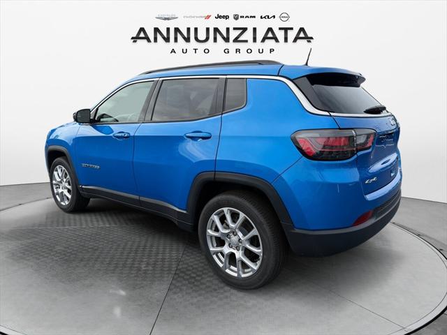 2023 Jeep Compass Latitude Lux FWD