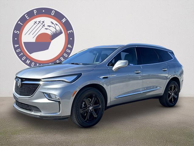 2024 Buick Enclave Essence FWD