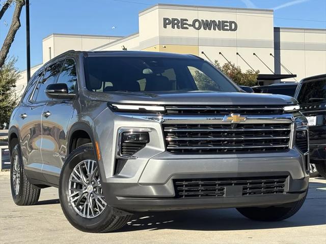2025 Chevrolet Traverse FWD LT
