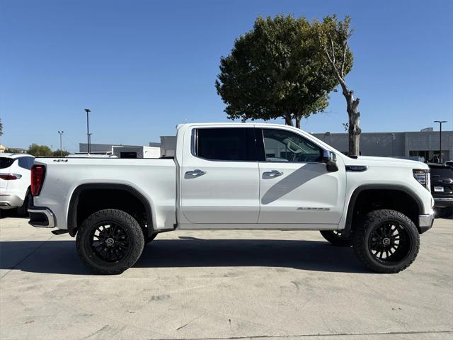 2025 GMC Sierra 1500 4WD Crew Cab Short Box SLT