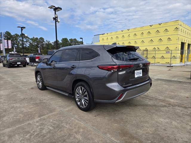 2021 Toyota Highlander Platinum 2021 Toyota Highlander Platinum
