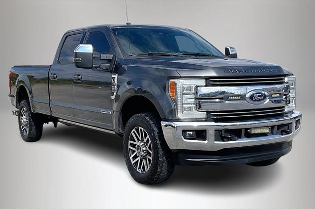 2017 Ford F-350 LARIAT 2017 Ford F-350 LARIAT
