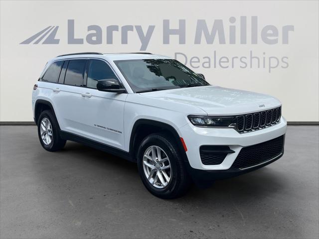 2025 Jeep Grand Cherokee Laredo X 4x4