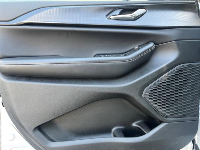 2025 Jeep Grand Cherokee Laredo X 4x4