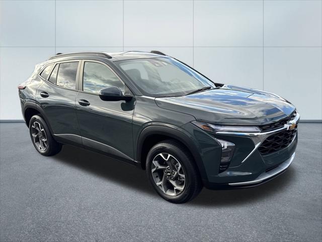 2025 Chevrolet Trax FWD LT