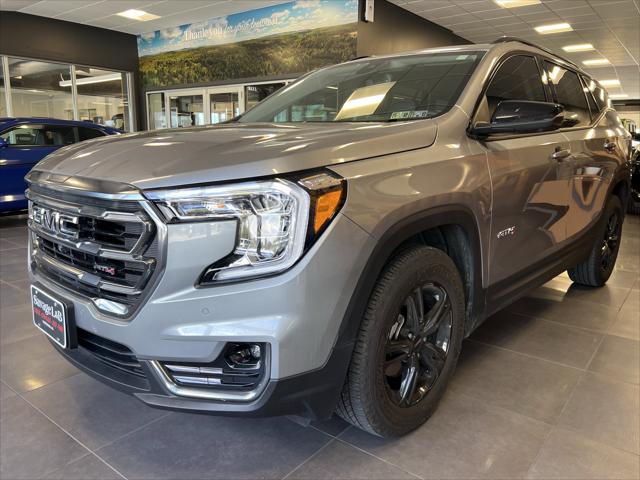 2024 GMC Terrain AWD AT4