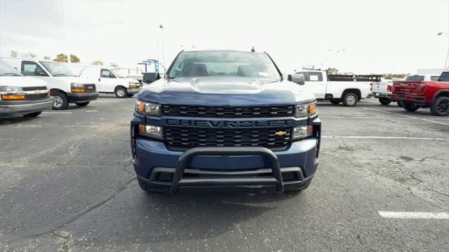 2021 Chevrolet Silverado 1500 4WD Crew Cab Short Bed Custom 2021 Chevrolet Silverado 1500 4WD Crew Cab Short Bed Custom