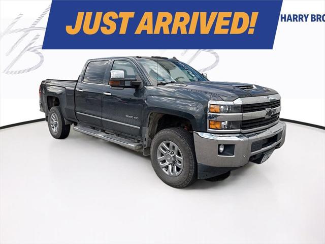 2017 Chevrolet Silverado 3500HD LTZ 2017 Chevrolet Silverado 3500HD LTZ