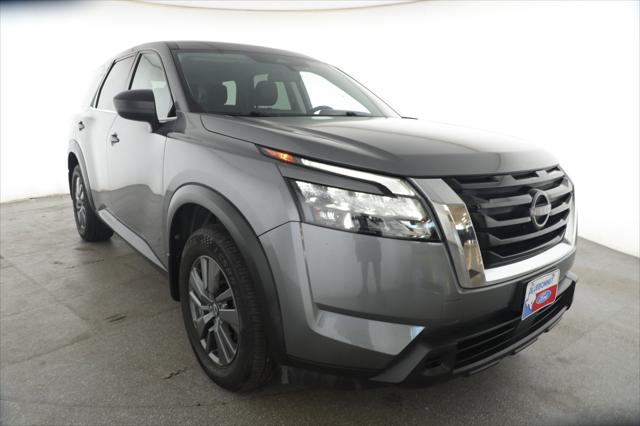 2023 Nissan Pathfinder S 4WD 2023 Nissan Pathfinder S 4WD