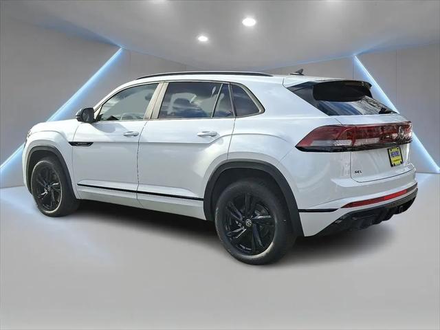 2026 Volkswagen Atlas Cross Sport SEL R-Line Black