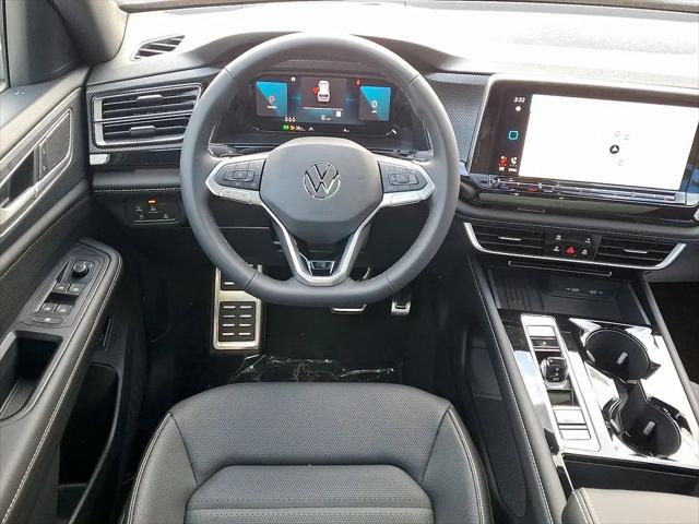 2026 Volkswagen Atlas Cross Sport SEL R-Line Black