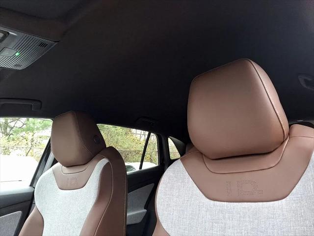 2025 Volkswagen ID.4 AWD Pro