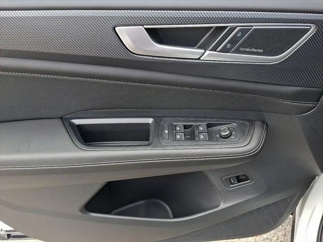2026 Volkswagen Atlas Cross Sport SEL Premium R-Line