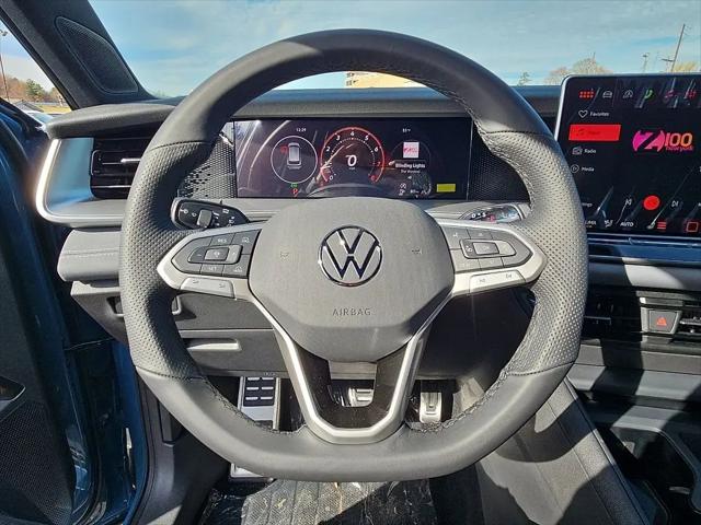 2026 Volkswagen Tiguan SE R-Line Black