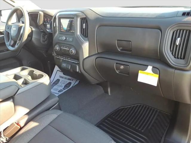 2026 Chevrolet Silverado 1500 4WD Crew Cab Short Bed Custom