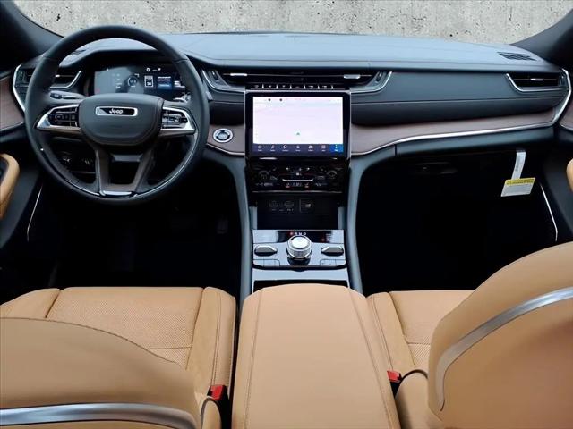 2025 Jeep Grand Cherokee L Summit 4x4