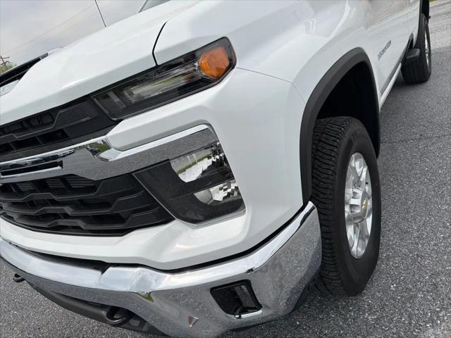 2026 Chevrolet Silverado 3500HD Regular Cab, Long Bed, LT Dual Rear Wheel, 4WD