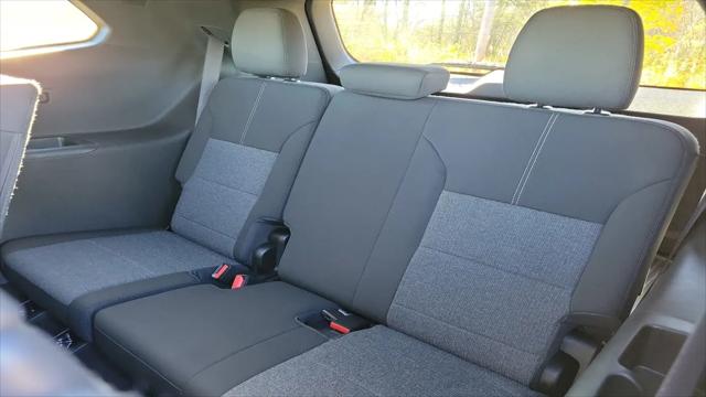 2026 GMC Acadia Elevation AWD
