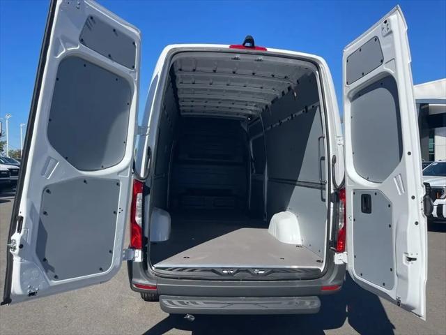 2025 Mercedes-Benz Sprinter 2500 High Roof 4-Cyl Diesel HO