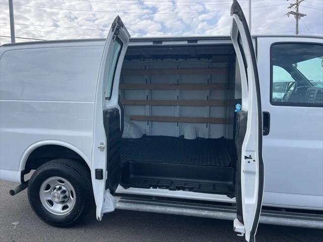 2023 Chevrolet Express Cargo Van RWD 2500 Regular Wheelbase WT