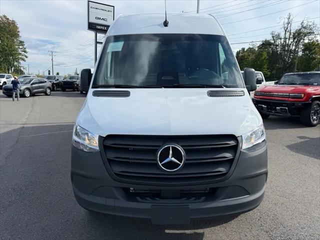 2025 Mercedes-Benz Sprinter 2500 High Roof 4-Cyl Diesel