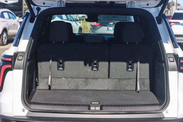 2026 Chevrolet Traverse AWD LT