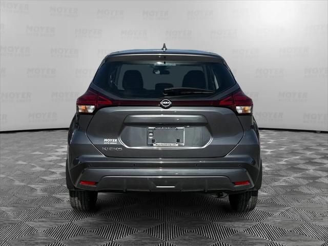 2024 Nissan Kicks S Xtronic CVT
