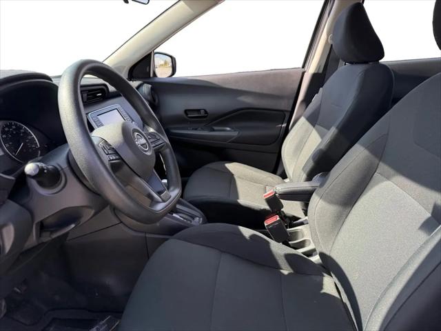 2024 Nissan Kicks S Xtronic CVT