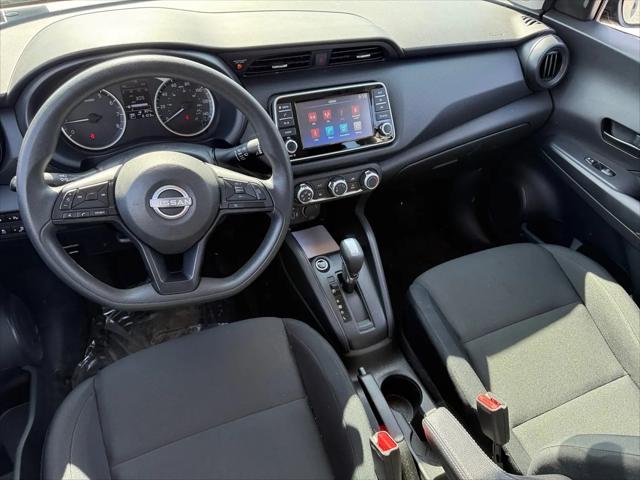 2024 Nissan Kicks S Xtronic CVT