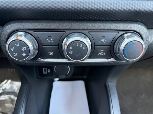 2024 Nissan Kicks S Xtronic CVT