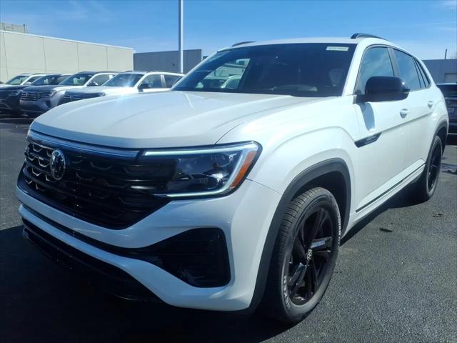 2026 Volkswagen Atlas Cross Sport SEL R-Line Black