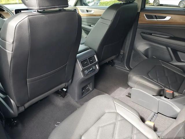 2026 Volkswagen Atlas SE with Technology