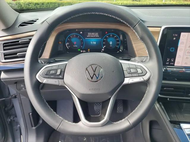 2026 Volkswagen Atlas SE with Technology