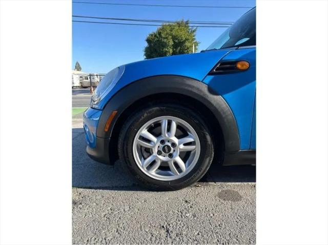 2012 MINI Cooper Cooper