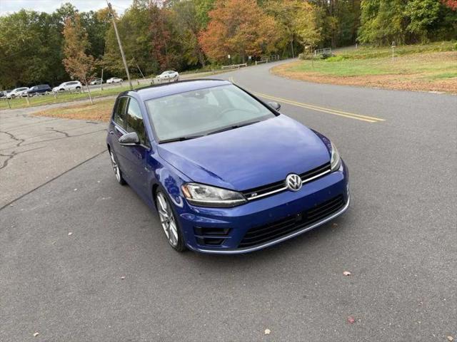 2017 Volkswagen Golf R 4-Door w/DCC & Navigation
