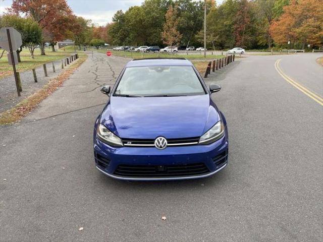 2017 Volkswagen Golf R 4-Door w/DCC & Navigation