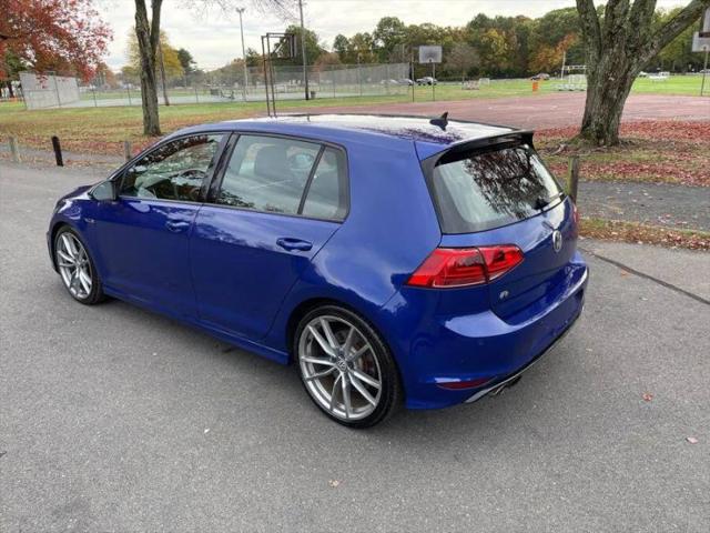 2017 Volkswagen Golf R 4-Door w/DCC & Navigation