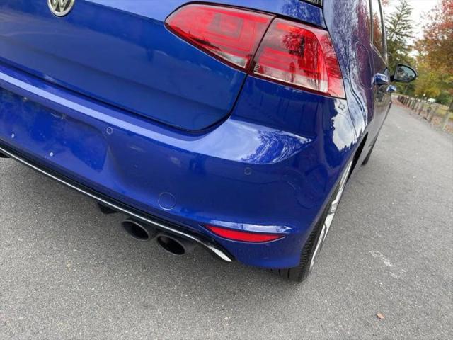 2017 Volkswagen Golf R 4-Door w/DCC & Navigation
