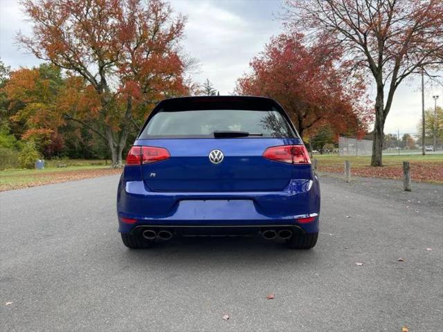 2017 Volkswagen Golf R 4-Door w/DCC & Navigation