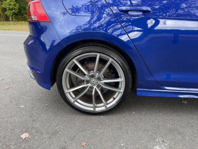 2017 Volkswagen Golf R 4-Door w/DCC & Navigation