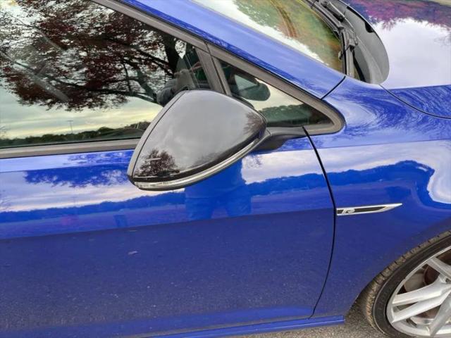 2017 Volkswagen Golf R 4-Door w/DCC & Navigation