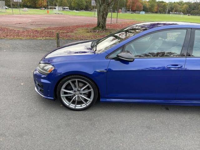 2017 Volkswagen Golf R 4-Door w/DCC & Navigation