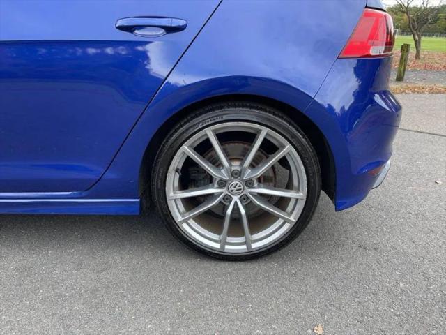 2017 Volkswagen Golf R 4-Door w/DCC & Navigation