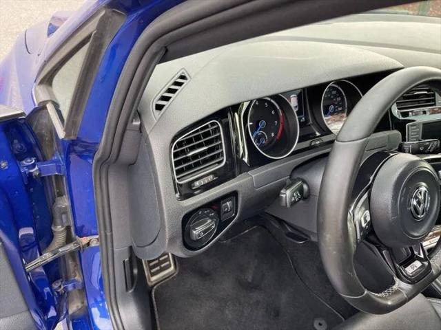2017 Volkswagen Golf R 4-Door w/DCC & Navigation