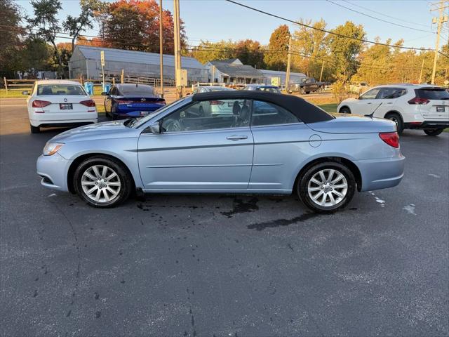 2012 Chrysler 200 Touring