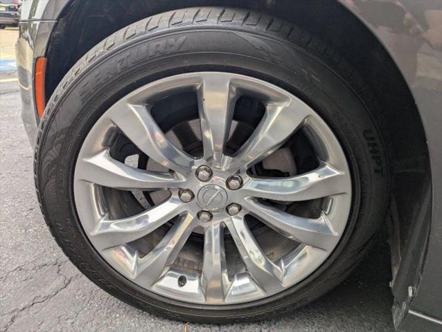 2019 Chrysler 300 Limited