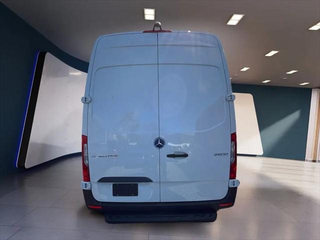2026 Mercedes-Benz Sprinter 2500 Standard Roof 4-Cyl Diesel HO