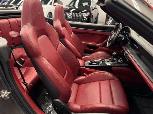 2022 Porsche 911 Carrera 4 GTS Cabriolet