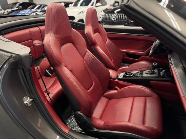 2022 Porsche 911 Carrera 4 GTS Cabriolet